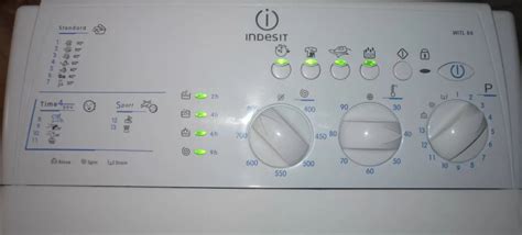 Manuale Indesit WITL 86 (IT) Lavatrice.